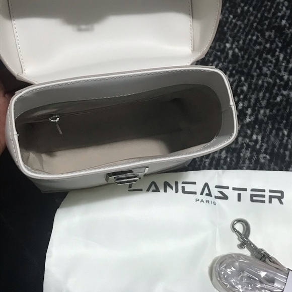 Desginer: LANCASTER ( Box Bag ) - Picture 7 of 8